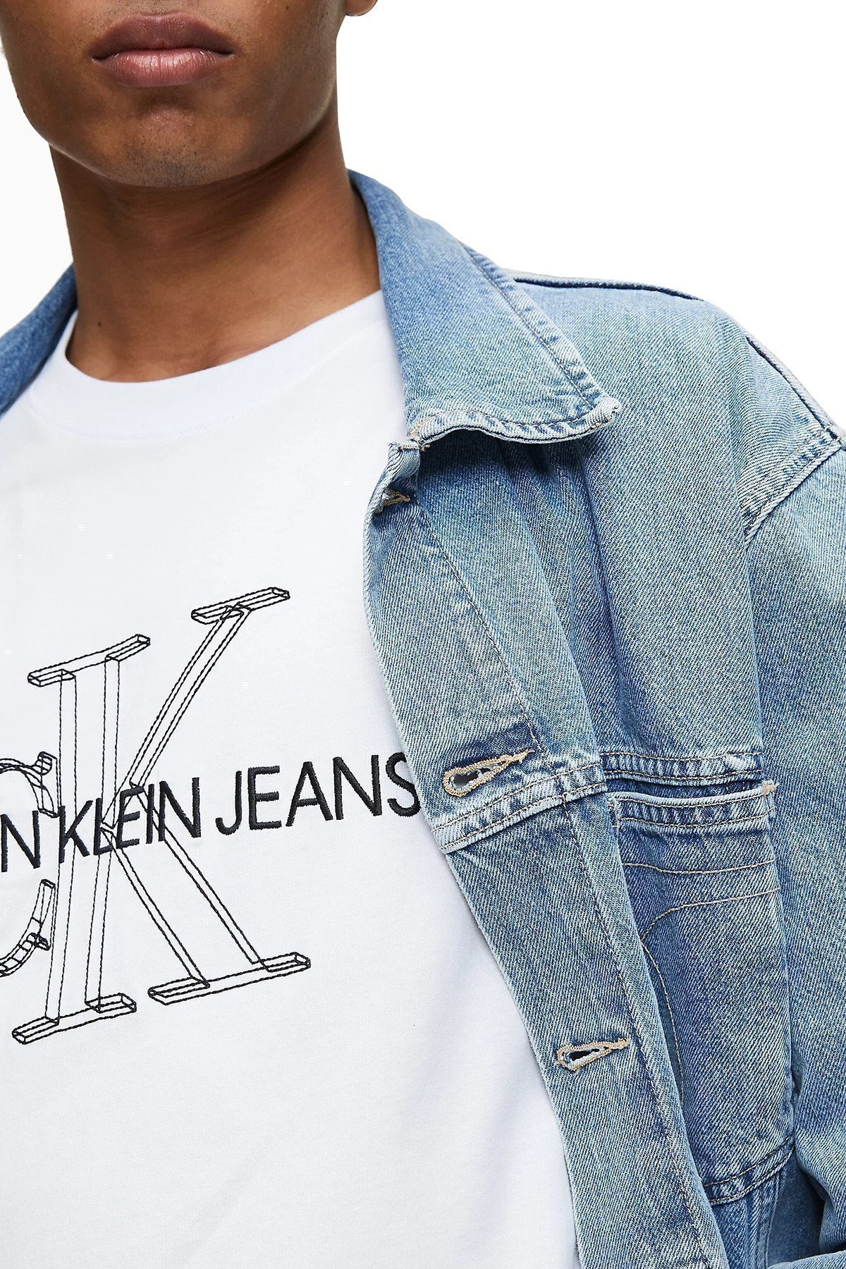 Calvin Klein % 100 Pamuk Bisiklet Yaka Slim Fit Erkek T Shirt J30J314746 YAF BEYAZ
