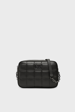 Calvin Klein - Calvin Klein Fermuarlı Zincir Detaylı Çapraz Askılı K60K610445BAX Bayan Çanta K60K610445 BAX SİYAH