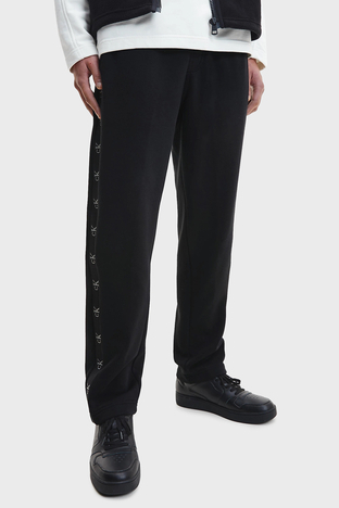 Calvin Klein - Calvin Klein Logo Bantlı Pamuk Karışımlı Regular Fit Cepli Jogger Erkek Pantolon J30J322489 BEH SİYAH (1)