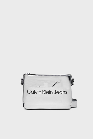 Calvin Klein - Calvin Klein Logolu Ayarlanabilir Askılı K60K6118620IM Bayan Çanta K60K611862 0IM GÜMÜŞ