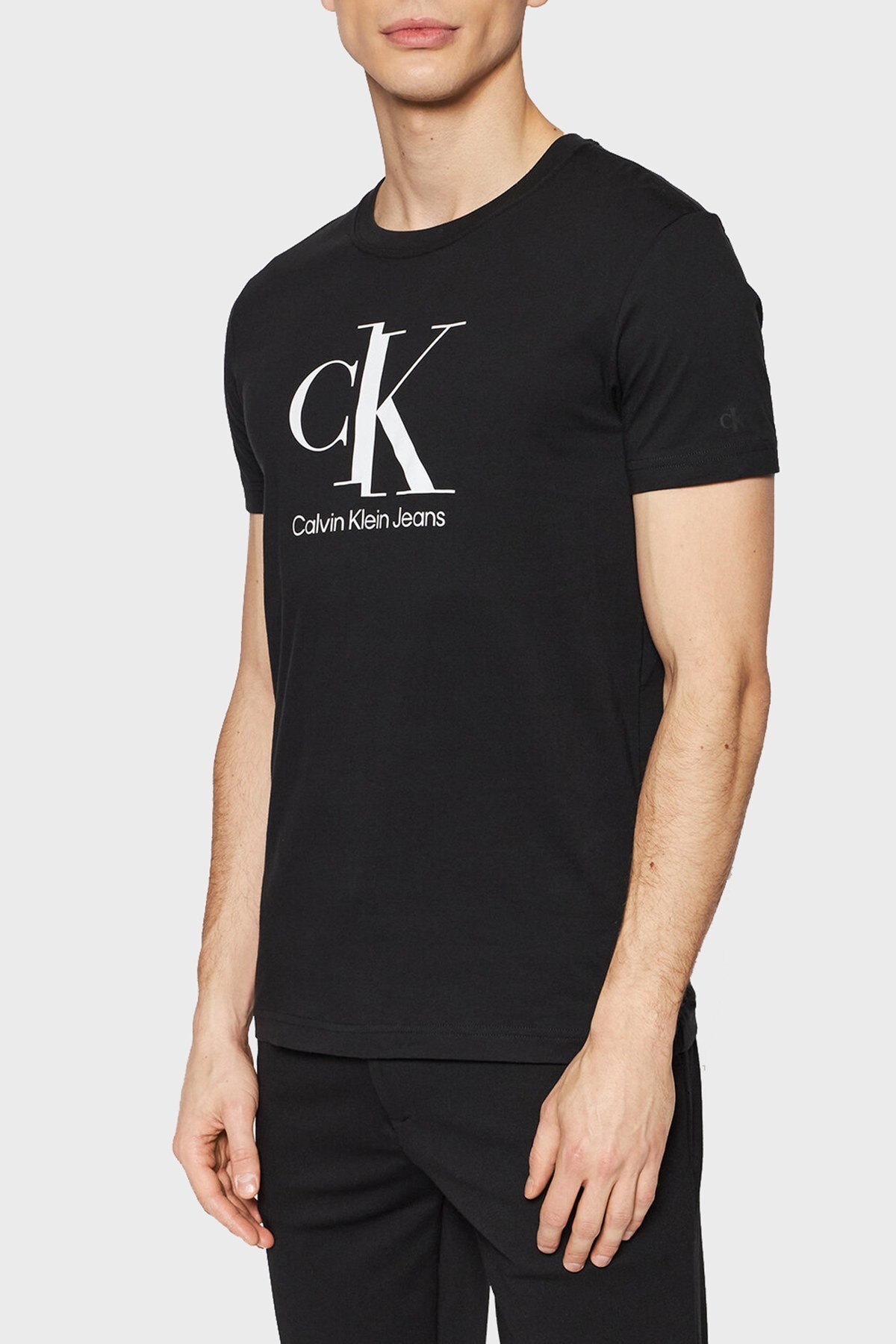 Calvin Klein Logolu Bisiklet Yaka % 100 Pamuk Erkek T Shirt J30J319713 BEH SİYAH