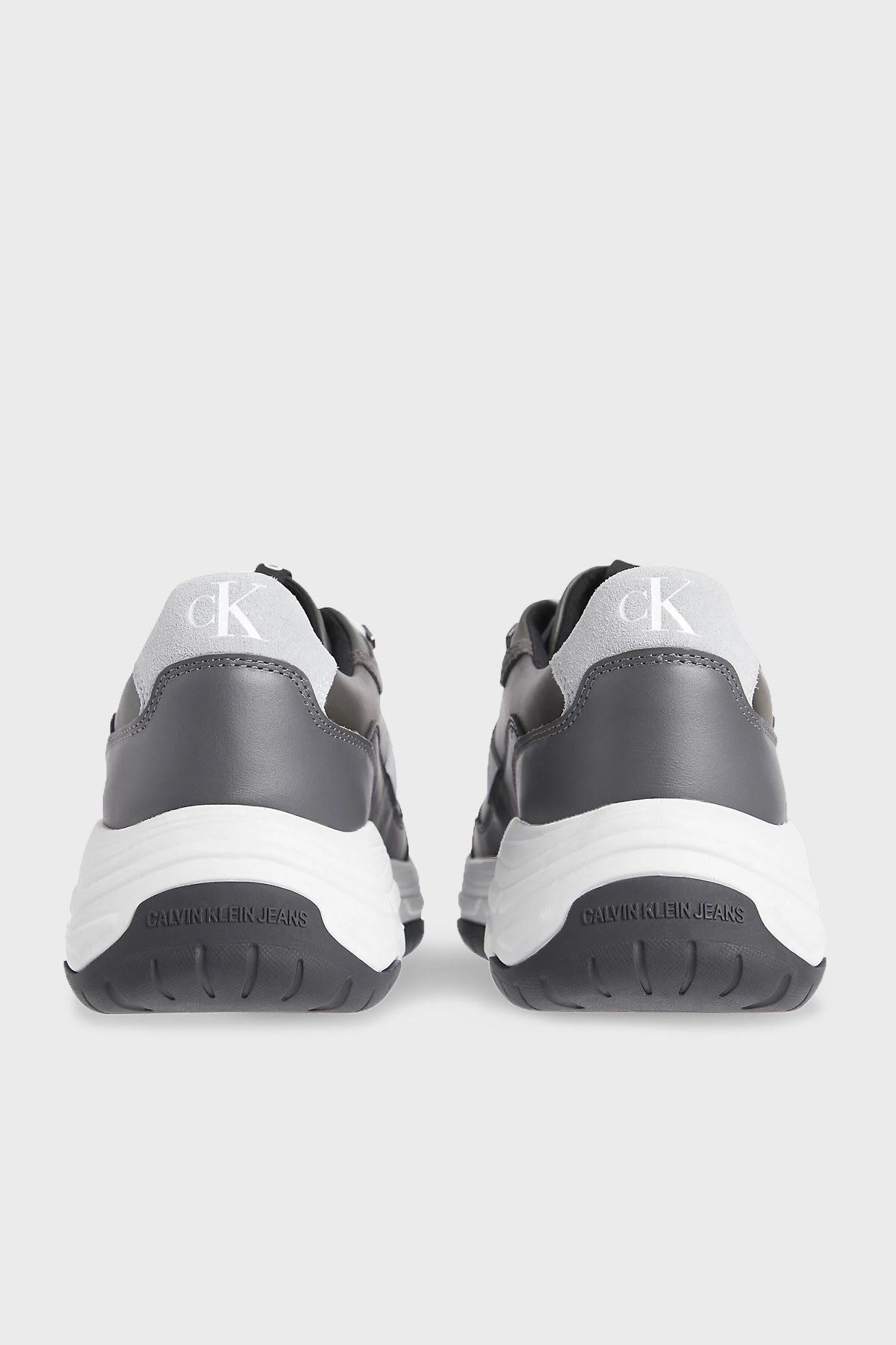 Calvin Klein Logolu Deri Sneaker Erkek Ayakkabı YM0YM00299 PCK GRİ
