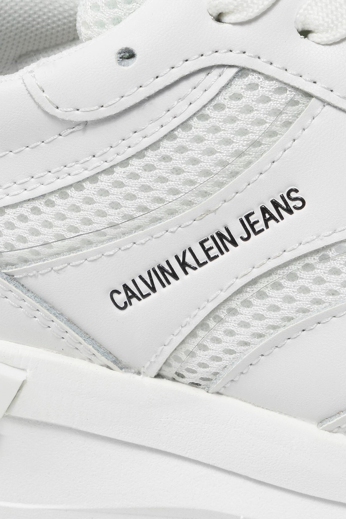 Calvin Klein Logolu Hakiki Deri Sneaker Bayan Ayakkabı YW0YW00467 0K4 BEYAZ